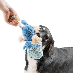 Pluszowy hipopotam z piszczałką dla psa